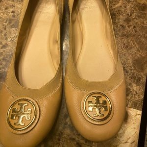 Tan leather Tory Burch flats size 8